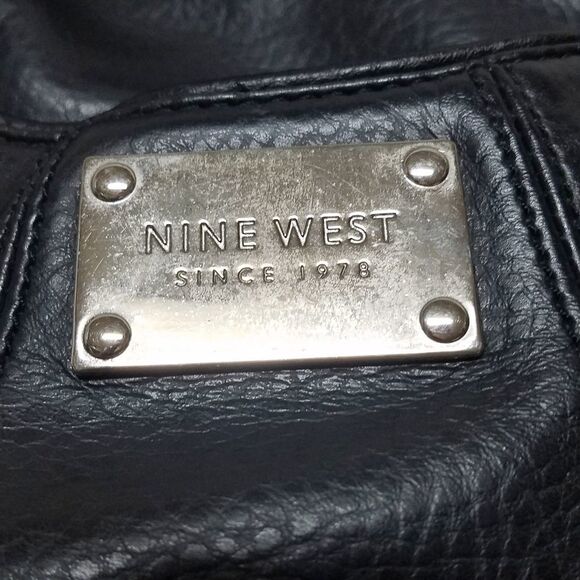 VINTAGE 90s Nine West Black Vegan Leather Hobo Bag - Picture 4 of 8